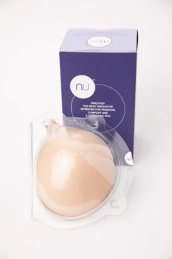 Push-Up Plunge Adhesive Bra -FREE PEOPLE Shop p56336 Z 120220220643122000x3000 1