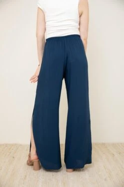 Whitney Pant -FREE PEOPLE Shop p56889 Z 031520240409302000x3000 1