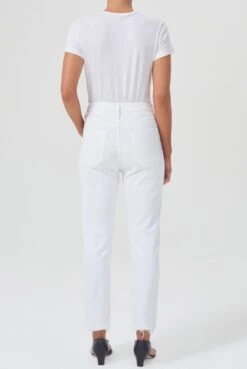 AGOLDE Riley Crop Jean In Sour Cream -FREE PEOPLE Shop p57159 Z 04262023074620768x1147 1