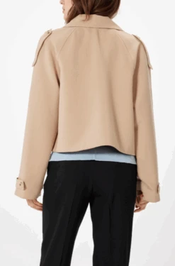 Cropped Trench -FREE PEOPLE Shop p58464 Z 09062023050333594x903 1