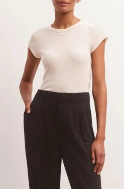 90S Baby Tee -FREE PEOPLE Shop p59490 Z 07062023025545647x979 1