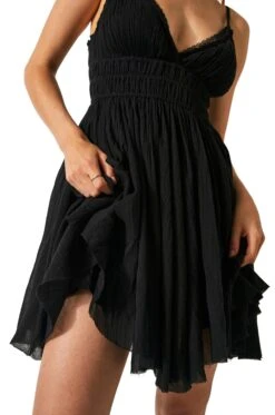 FREE PEOPLE Delia Slip -FREE PEOPLE Shop p61229 Z 020120240444001988x3000 1