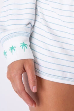 Pj Salvage Palm Top -FREE PEOPLE Shop p61810 Z 040420240514351897x2845 1