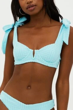 Blair Terry U-Wire Top -FREE PEOPLE Shop p61822 Z 04012024033451975x1463 1