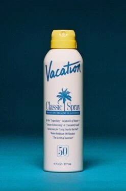 VACATION Classic Spray Spf 50